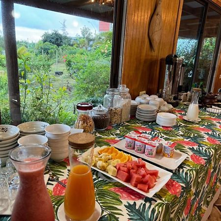 Teanehi Bed & Breakfast ハンガ・ロア エクステリア 写真