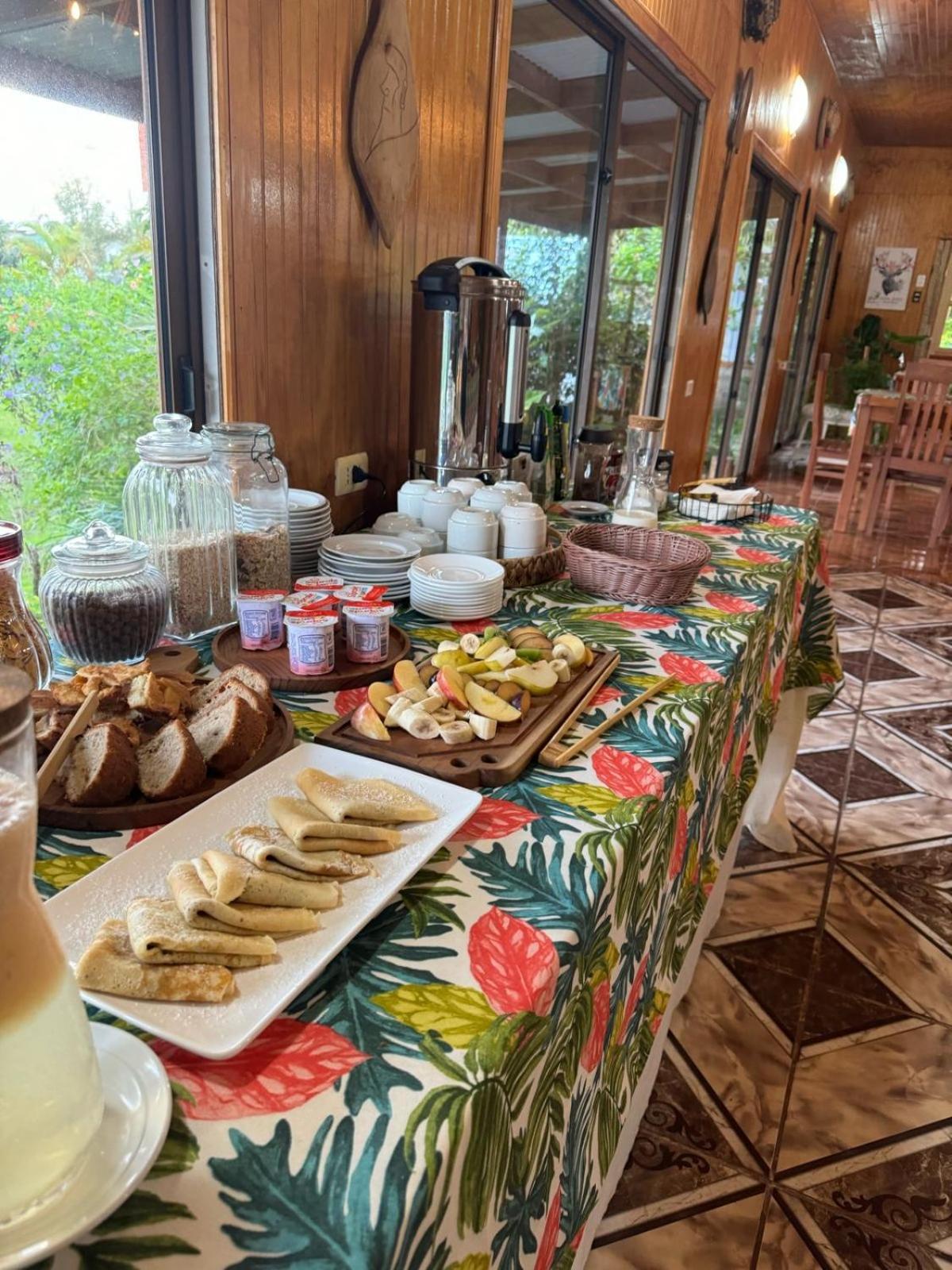 Teanehi Bed & Breakfast ハンガ・ロア エクステリア 写真